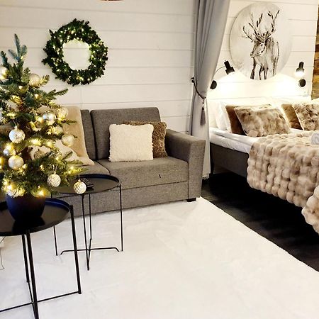 Apartment Suutarintie - Authentic Lappish Experience By The River Rovaniemi Buitenkant foto
